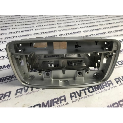 Рамка магнитолы Fiat Punto 2005-2018 61139100